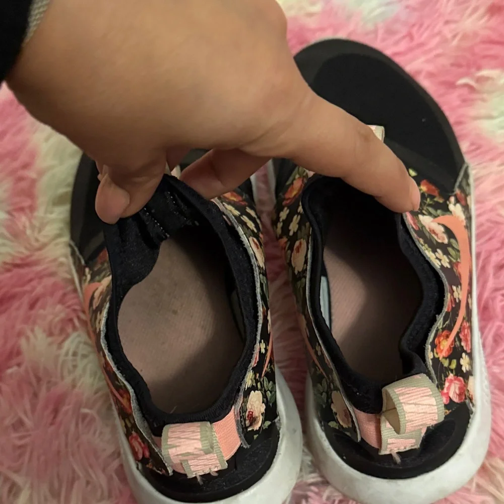 Nike Kids Black and Pink Floral Sneakers